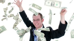 أزواج يتحولون إلى دفاتر شيكات!