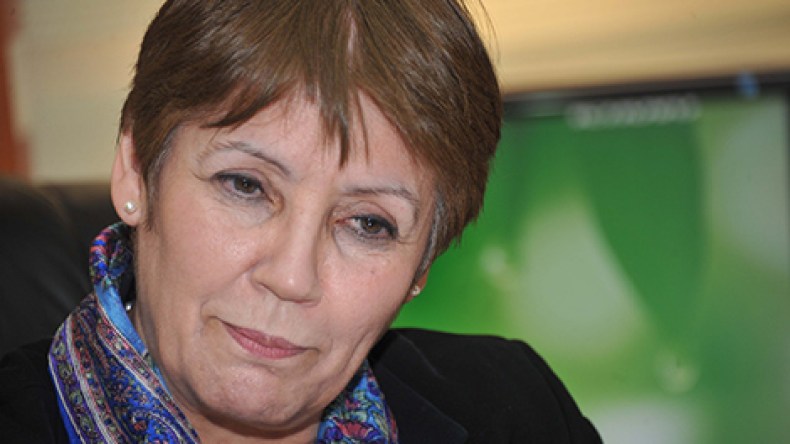 بن غبريط تجتمع بمدراء التربية للوسط والجنوب