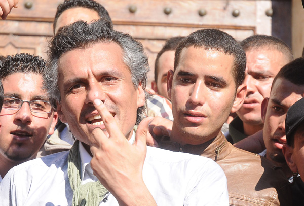 Nekkaz offre un milliard de centimes en échange de preuves contre Chakib Khelil