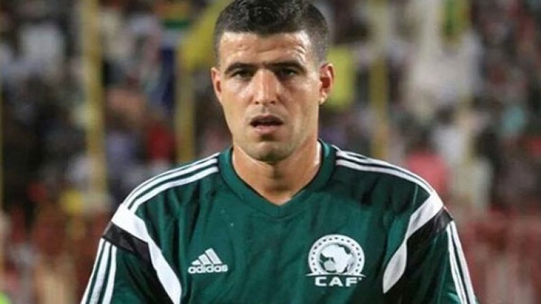 الدولي الجزائري عبيد شارف مرشح للتواجد في مونديال روسيا