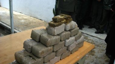 Tébessa: une femme dans un gang de trafic de drogue !
