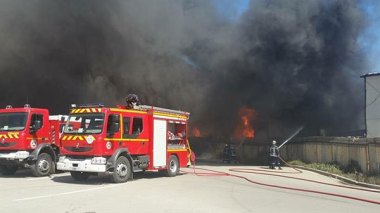 Un incendie ravage l’usine Sorfert à Arzew