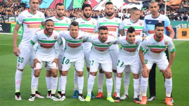 العميد يستأنف التدريبات في حضور 23 لاعبا