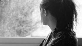 زوجي في السجن وأريد الطلاق