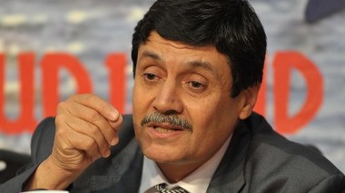 Zitouni : « Les cimetières des Chouhadas témoignent de la sainteté de la guerre de libération »