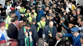 Alger: les Palestiniens accueillis en héros