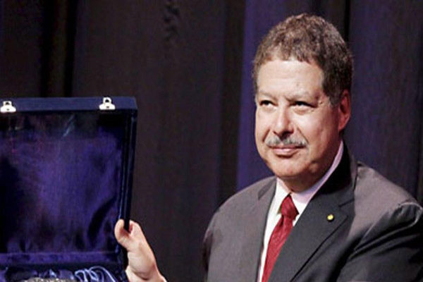 Décès du chimiste égyptien Ahmed Zewail, prix Nobel en 1999