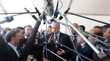 Sellal : « Pas de privatisation de Sonatrach et Sonelgaz »