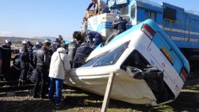 13 جريحا من بينهم أطفال في اصطدام حافلة بقطار في النعامة