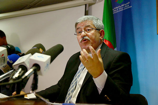 Ouyahia : «Mes enfants ne sont pas des vendeurs de drogue »