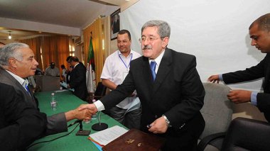 RND: Ouyahia reconduit ses hommes de confiance