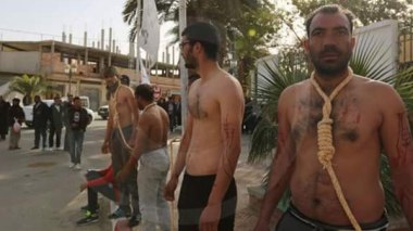 Ouragla: ils se tailladent les corps pour décrocher un emploi