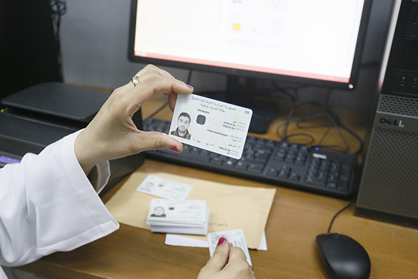 2016 : Des cartes d’identité biométriques pour un million d’Algériens