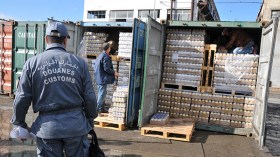 وزارة التجارة تنهي مهام 3 أعوان مراقبة بميناء وهران