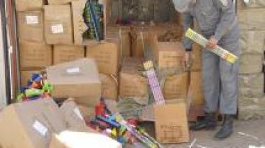 Eight Barons Import Crackers to Gain 80 billion ZDZ