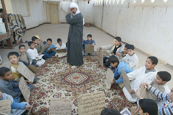 Aissa : « Le président Bouteflika a ordonné de faciliter la réalisation des écoles coraniques »