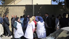 أساتذة “متعاقدون” بلا رواتب منذ سنة!