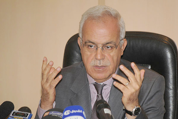 Grine aux journalistes : « Soyez professionnels »