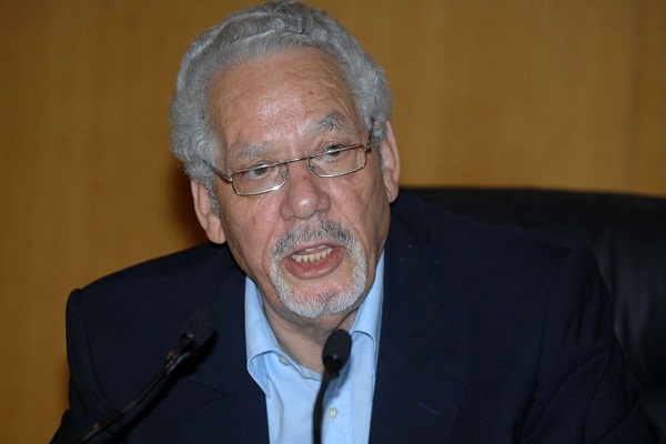 Armée: Nezzar critique la loi sur le droit de réserve