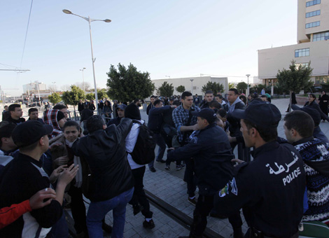 Algeria: Baccalaureate students stage street protests