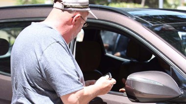 Inhumation de Kamel Rezzag Bara : Sidi Saïd persona non grata