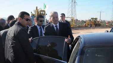 Abdelmalek Sellal en visite de travail à El Oued