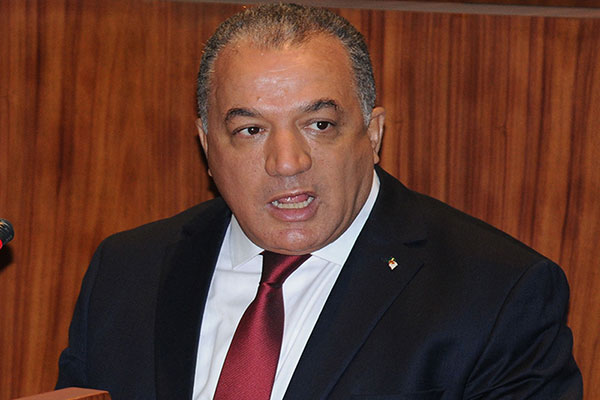 Parlement: la guerre des mots enflamme le FLN