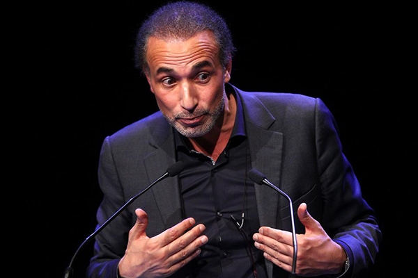 La garde à vue de Tariq Ramadan prolongée