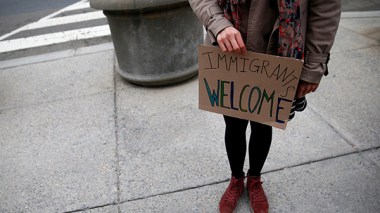 Etats-Unis : la justice confirme la suspension du décret anti-immigration