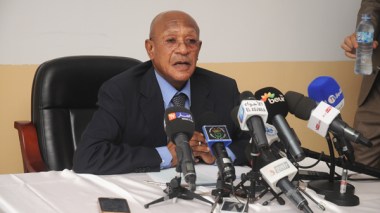 Zoukh: 20.000 familles relogées avant fin 2015