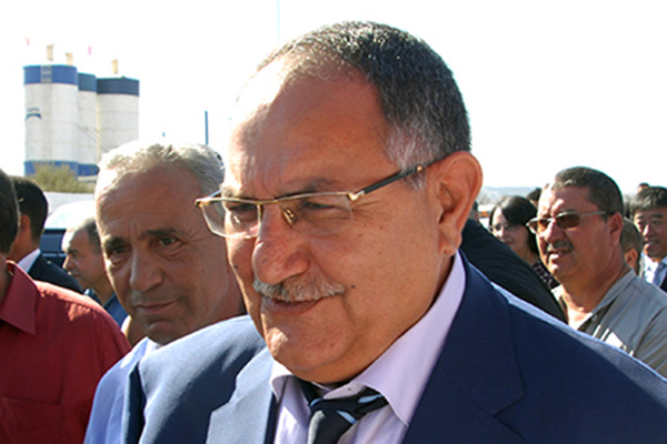 Ouali critique les entreprises de réalisations