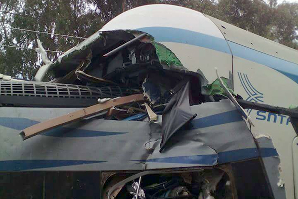 Accrochage  entre deux trains à Boumerdès : Deux morts ,120 blessés