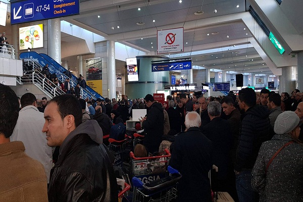 Air Algérie : Grève soudaine du Personnel Navigant Commercial