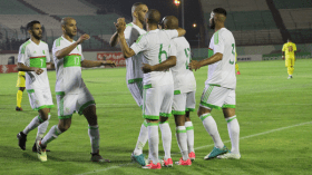 الفيفا تضبط توقيت مباراتي الخضر مع زامبيا