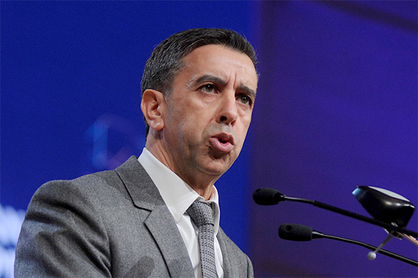 Le FCE se transforme officiellement en une organisation syndicale