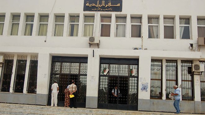 عمّال البلديات في إضراب ابتداء من 23 ماي