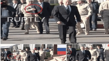 Un soldat russe empêche El Assad d’avancer avec Poutine