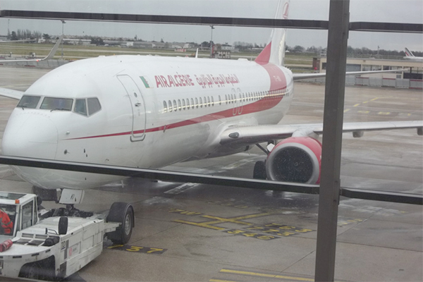 Aéroport H.Boumédiène : Un Camion percute un avion d’Air Algérie