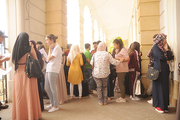 Le président Bouteflika ordonne l'organisation d'une seconde session du Bac