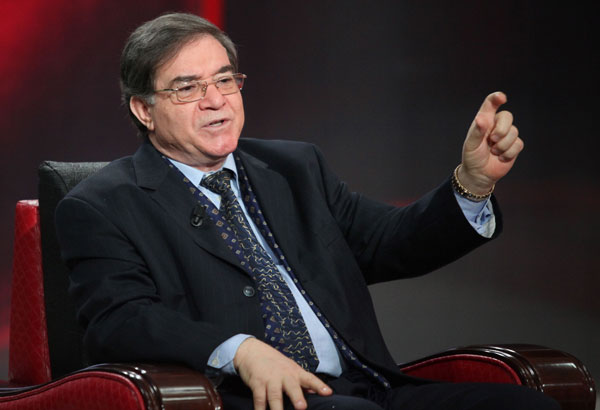 Bachir Frik:  “Ministers, Generals and contractors looted real-estate through Governors”