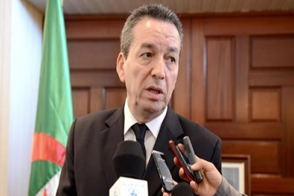 Benyounès: «Le Parlement se prononcera en faveur de la nouvelle Constitution»