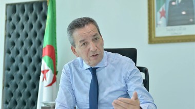 Benyounès  tire à boulets rouges sur Benflis et préfère les manifestations pacifiques