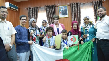 Mohamed Abdellah Djeloud honoré par la ministre de l'Education