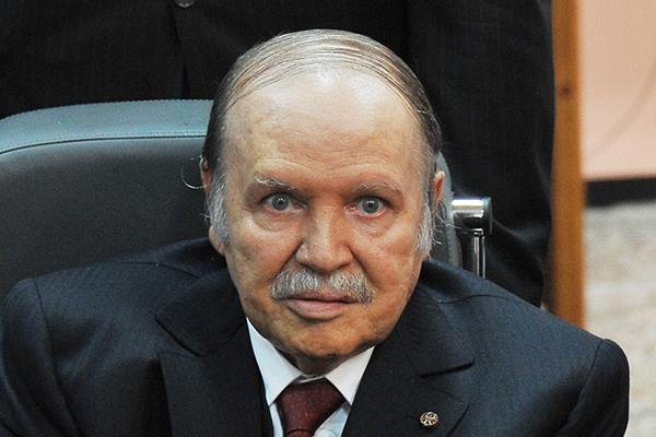 Bouteflika approuve le projet de révision de la Constitution