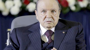 Bouteflika regagne Alger