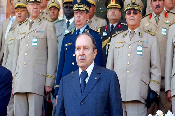 Le président Bouteflika opère un mouvement dans les rangs de l’Armée