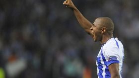 Brahimi n’ira pas en Israël pour affronter Maccabi Haïfa