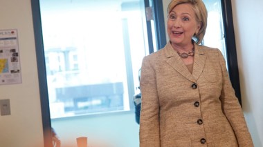 Hillary Clinton oublie des documents secrets dans hôtel russe