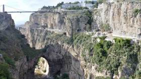 درب السياح بقسنطينة.. الأعجوبة رقم ثمانية في العالم