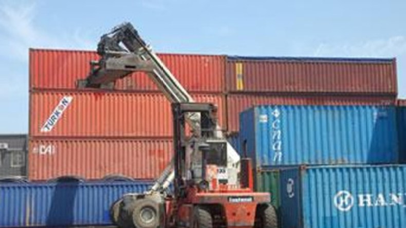 50 مصدّرا فقط في الجزائر والواردات 59 مليار دولار